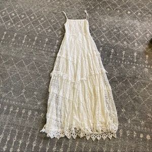 Lulus White Lace maxi backless boho dress